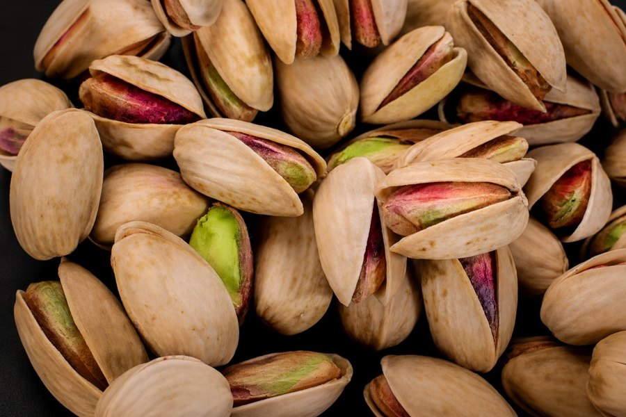 پسته اکبری